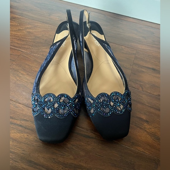 J.Renee 12W Navy Lace Slingback Heels - Picture 2 of 13